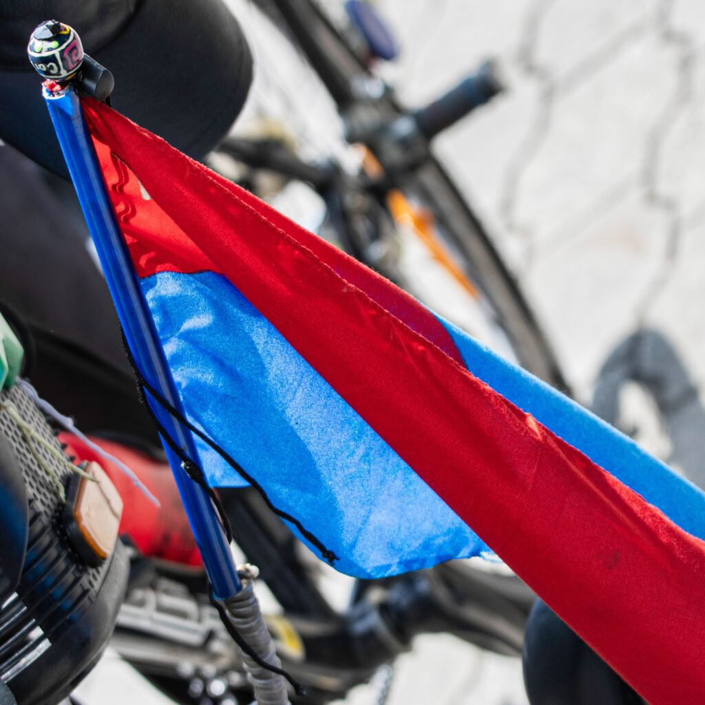 foto reportaje bandera roja y azul